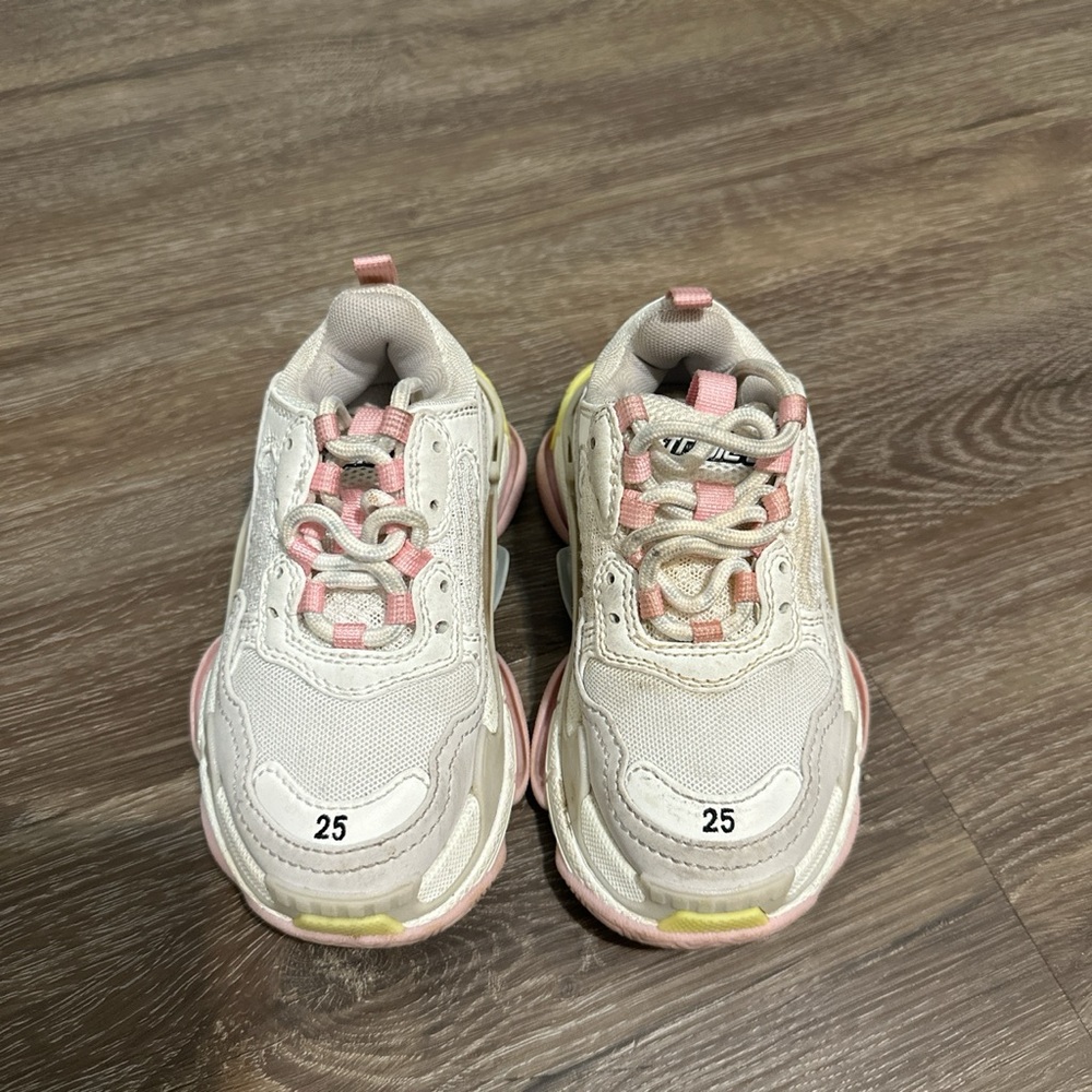 Balenciaga Kids , shoes are very comfortable for kids
